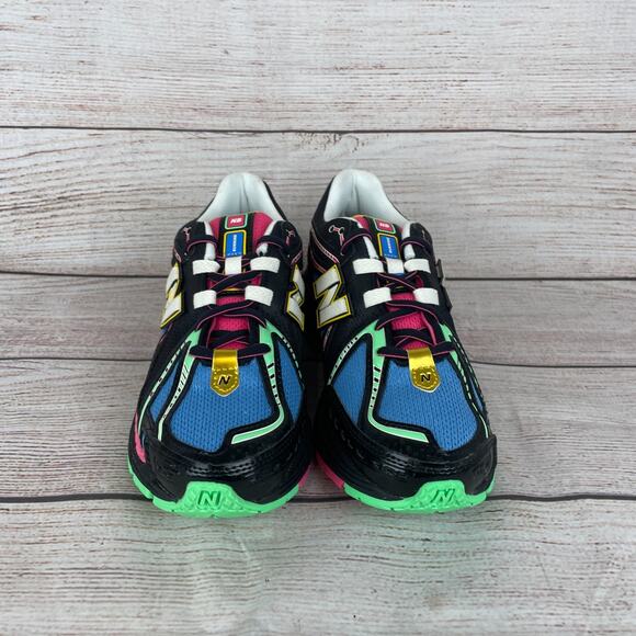 New Balance 1906R Womens Sz 7D Black White Classics - Picture 3 of 9